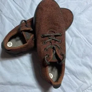 Allbirds Mens Wool Runner Rust colored Running Shoes Size M10 allbirds | Shoes | Allbirds Mens Wool Runner Rust Colored  main image 3